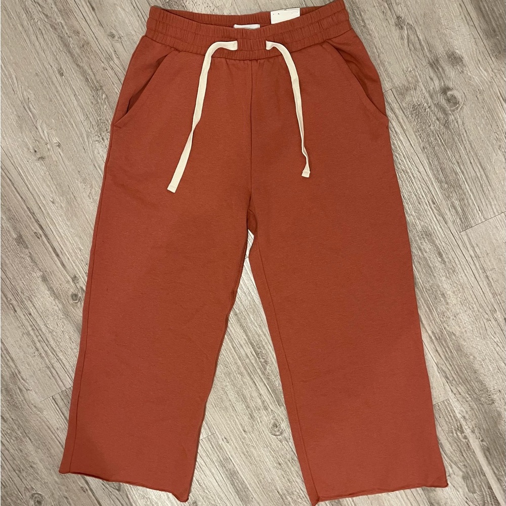 High Rise Cropped Sweat Pants
